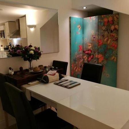 Lovet Homestay Londres Exterior foto