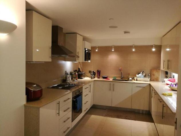 Lovet Homestay Londres Exterior foto